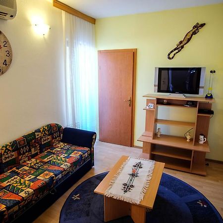 Studio Apartments Shanti Zadar Bilik gambar