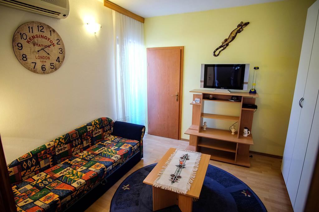 Studio Apartments Shanti Zadar Bilik gambar